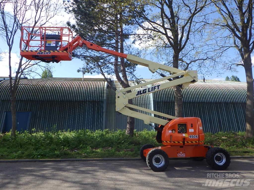 JLG 450AJ رافعات سلة مفصلية