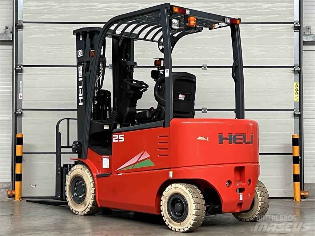 Heli CPD25 GD2 / NEU شاحنات ذات رافعات شوكية تعمل بالكهرباء