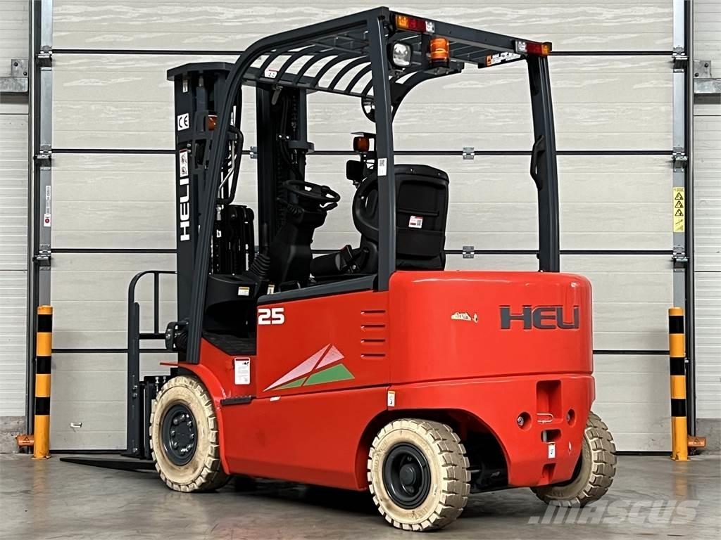 Heli CPD25 GD2 / NEU شاحنات ذات رافعات شوكية تعمل بالكهرباء
