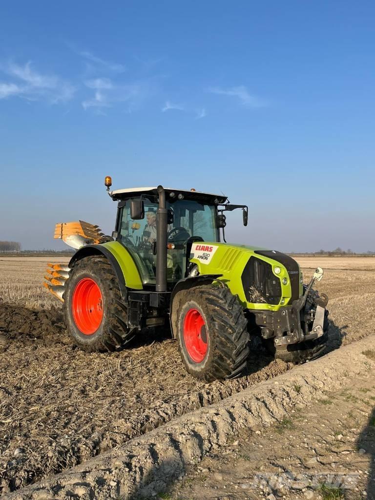 CLAAS Arion 630 الجرارات