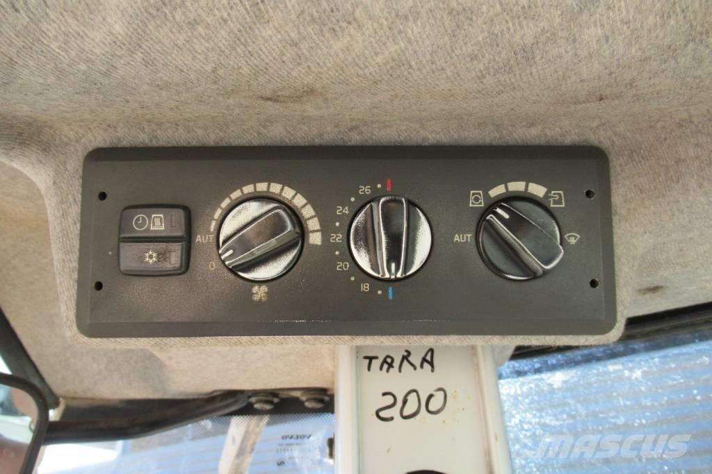 Volvo L110F لوادر بعجل