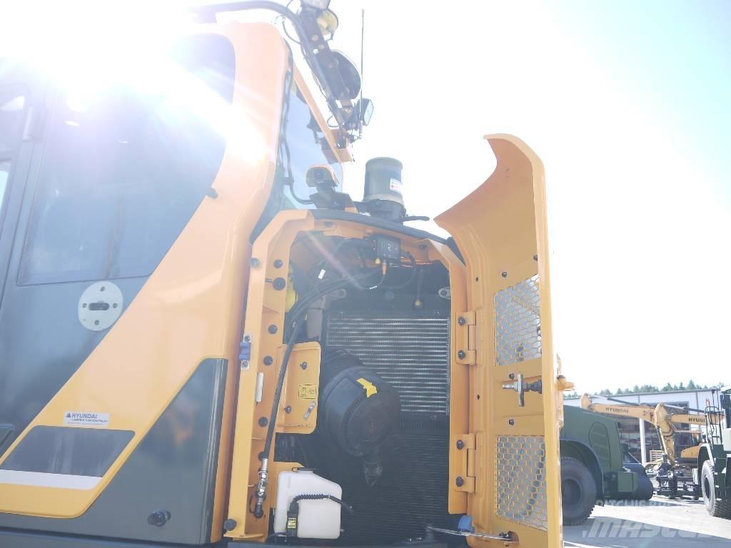 Hyundai HX 145 LCRD حفارات زحافة