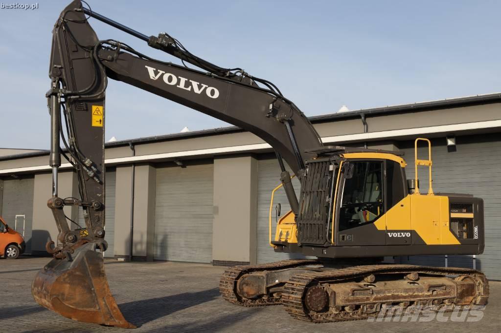 Volvo EC 220 EL حفارات زحافة