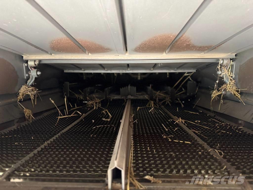 CLAAS Medion 340 حصادات