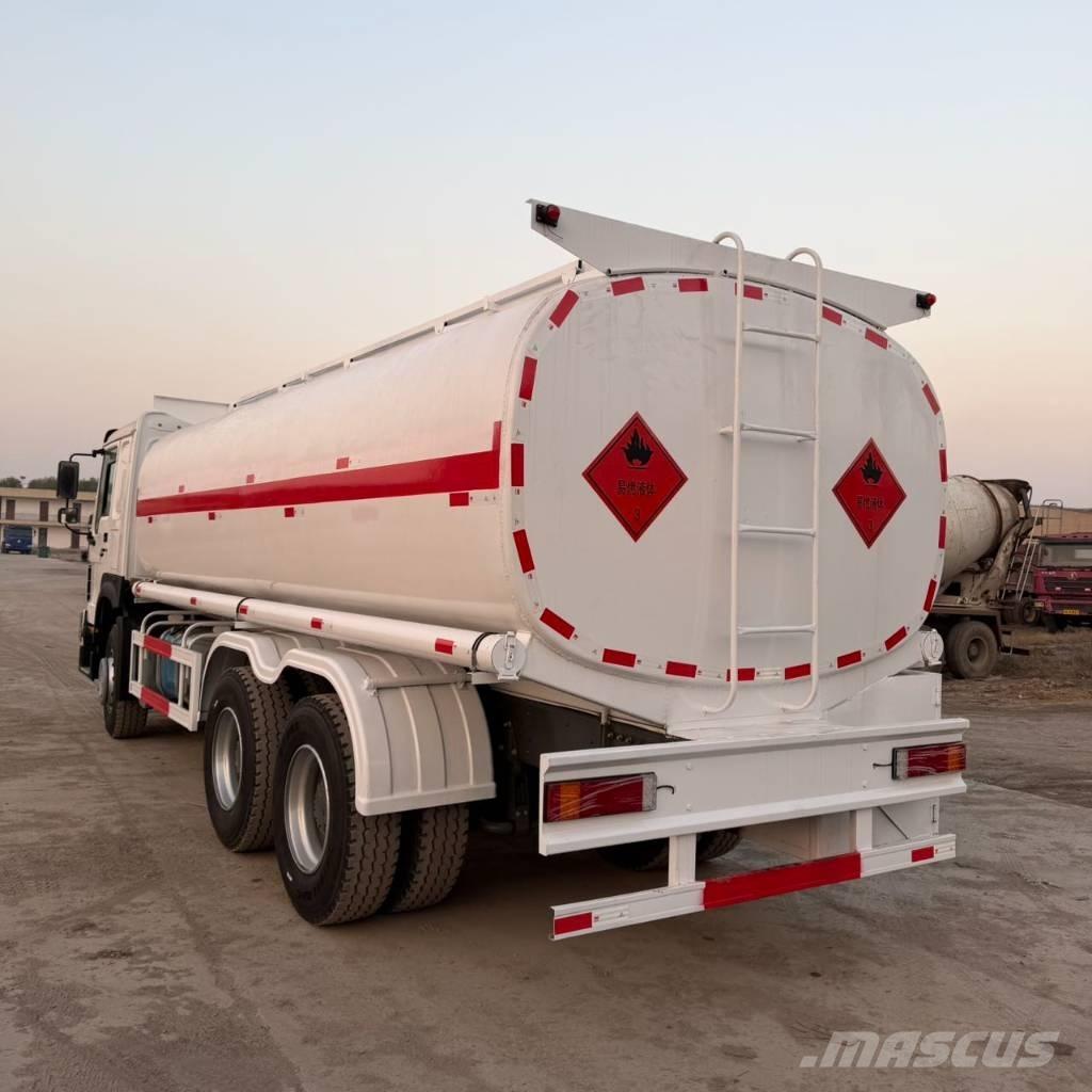 Sinotruk HOWO 24方 معدات النقل - غير ذلك