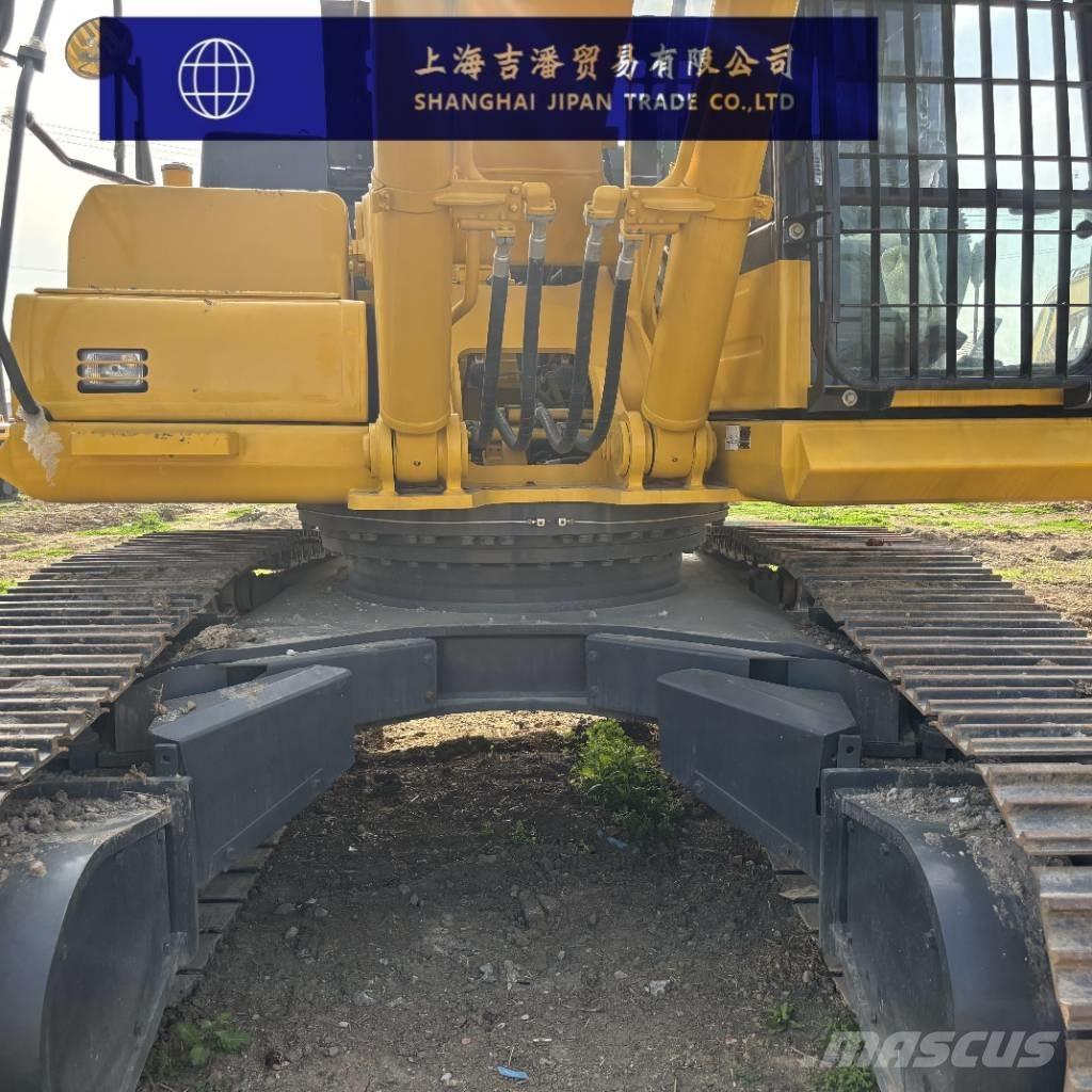 Komatsu PC 450 حفارات زحافة