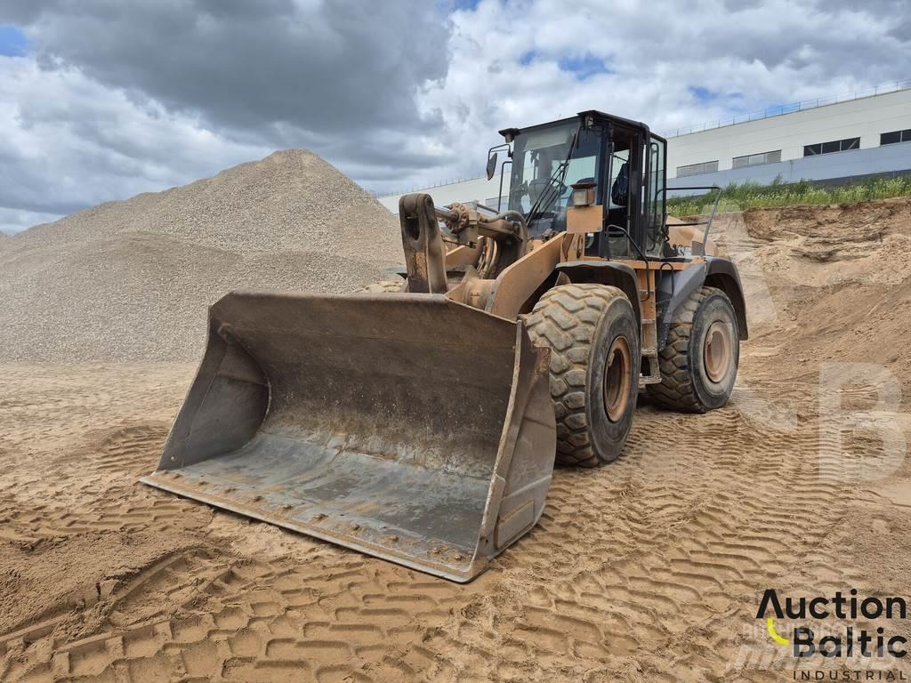 CASE 921 E لوادر بعجل