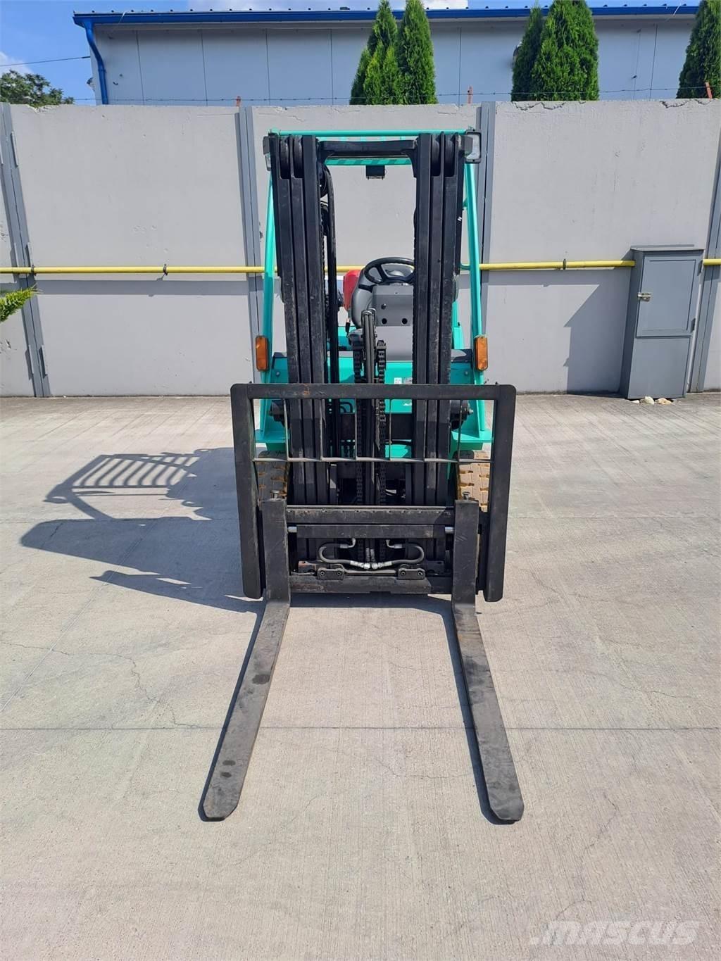 Mitsubishi FG25N شاحنات LPG