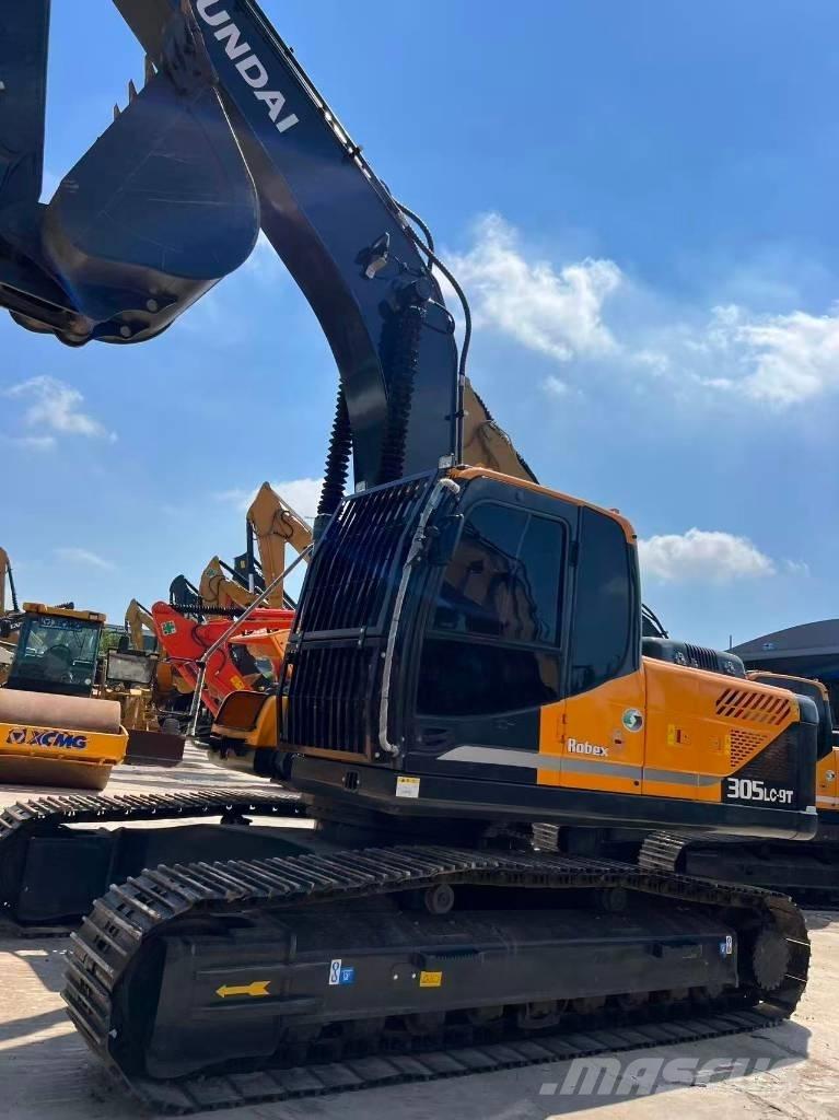 Hyundai R305LC-9T حفارات زحافة
