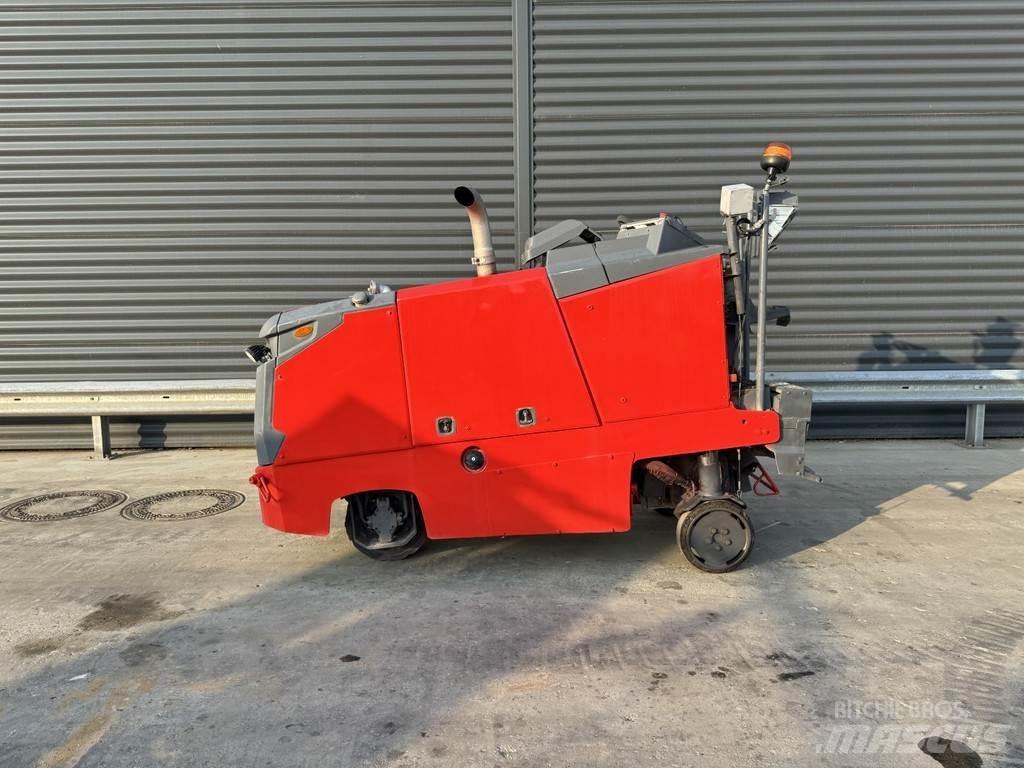 Wirtgen W 35 RI ماكينات الكشط البارد للأسفلت
