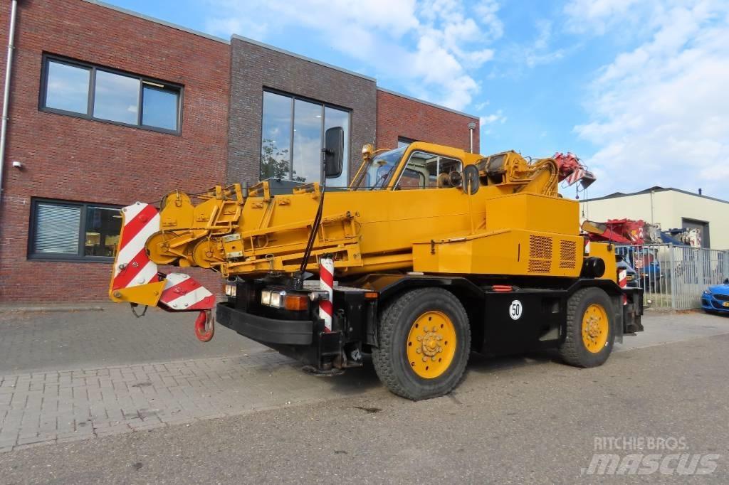 Kobelco RK 70 MZ رافعات الطرق الوعرة