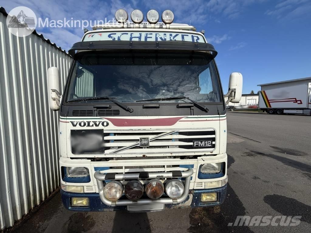 Volvo FM 12 شاحنات ذات هيكل صندوقي