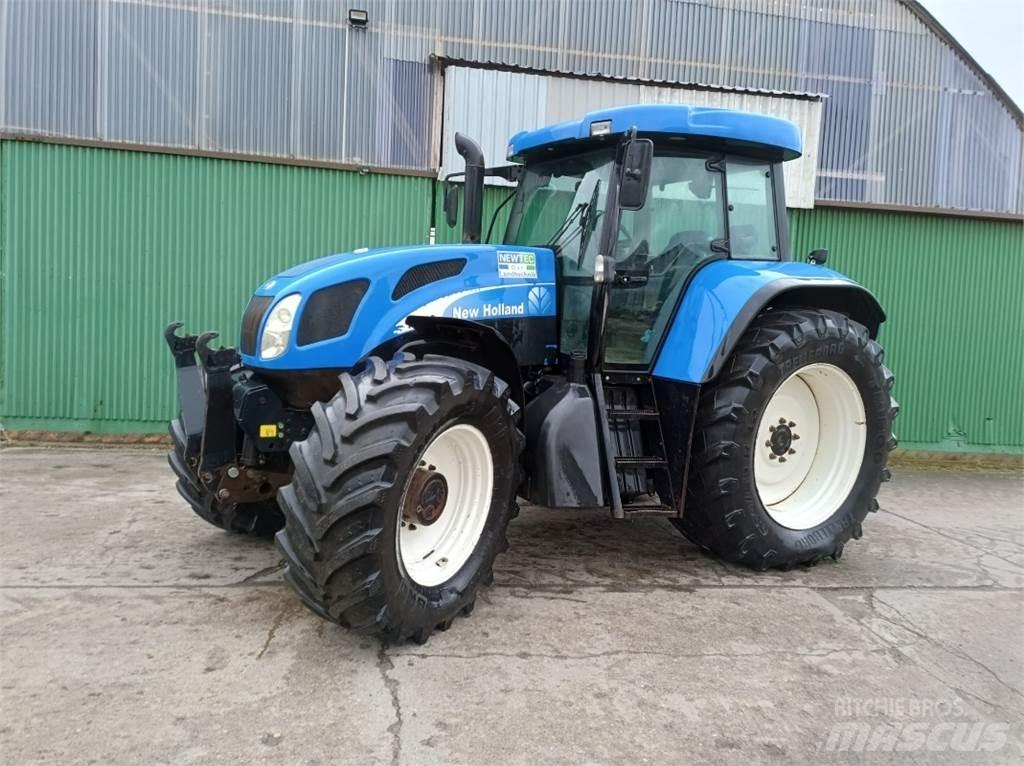 New Holland T 7550 الجرارات