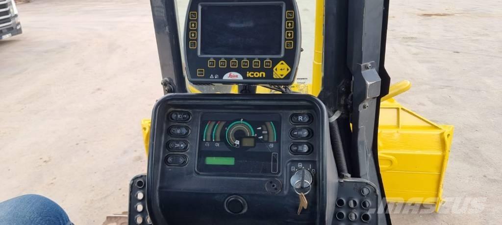Komatsu D 51 EX-22 بلدوزرات مجنزرة