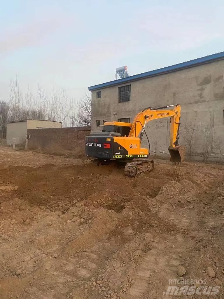 Hyundai R110VS حفارات زحافة