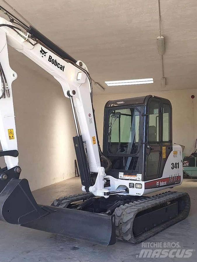 Bobcat 341 حفارات صغيرة أقل من 7 طن (حفارات صغيرة)