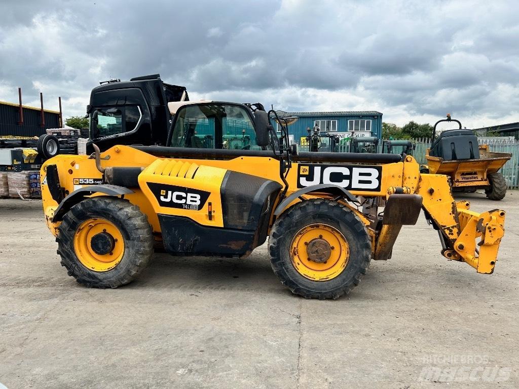 JCB 535-140 مناولات متداخلة