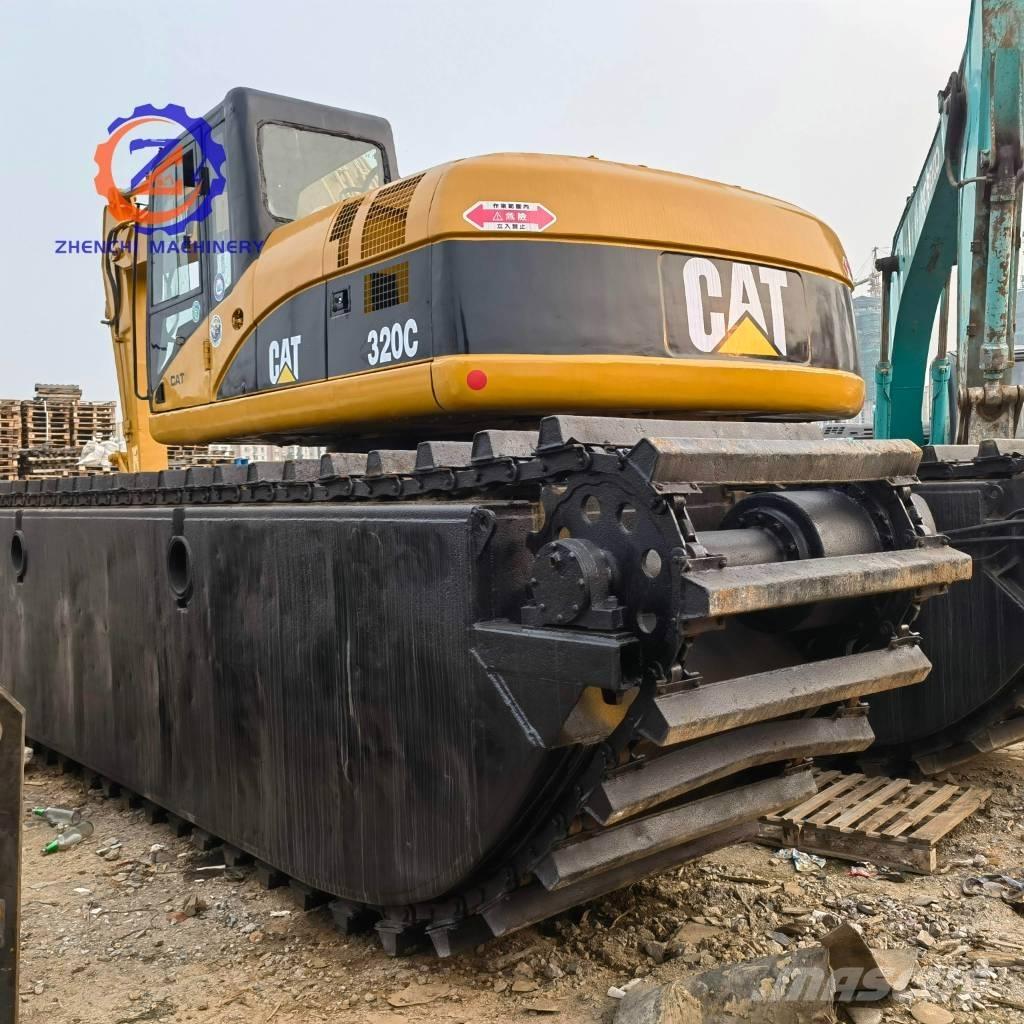 CAT 320 C الحفارات البرمائية