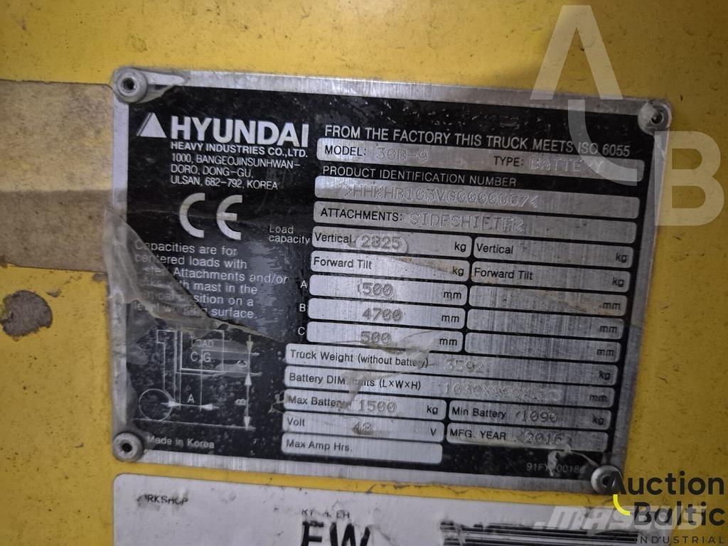 Hyundai 30B-9 شاحنات ذات رافعات شوكية تعمل بالكهرباء