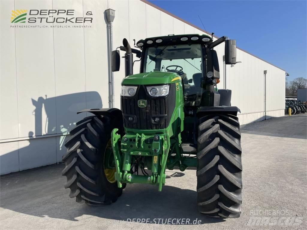 John Deere 6250R الجرارات