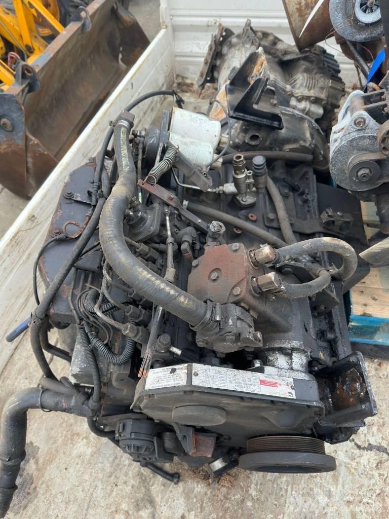Cummins 359/5.9 محركات