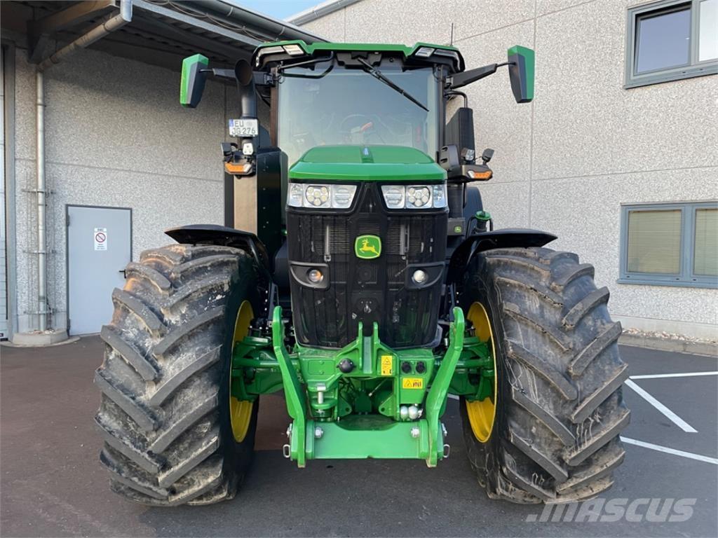 John Deere 7R330 الجرارات