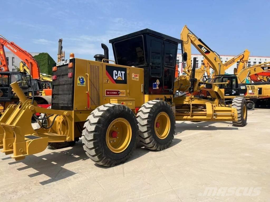 CAT 140 K معدات تمهيد الطرق
