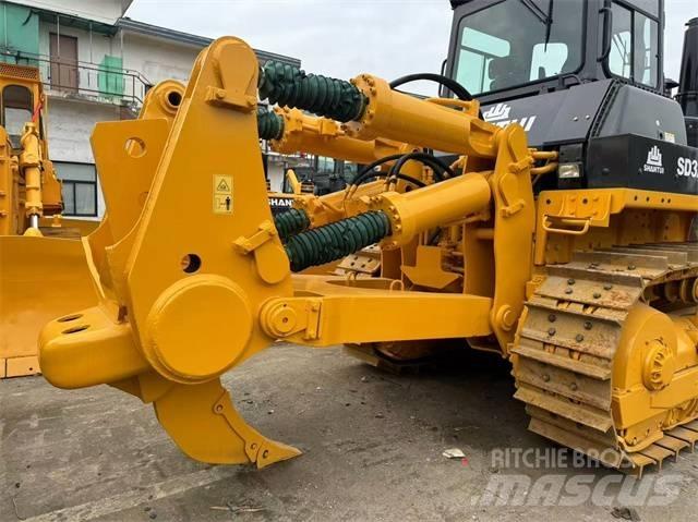 Shantui SD 32 بلدوزرات مجنزرة