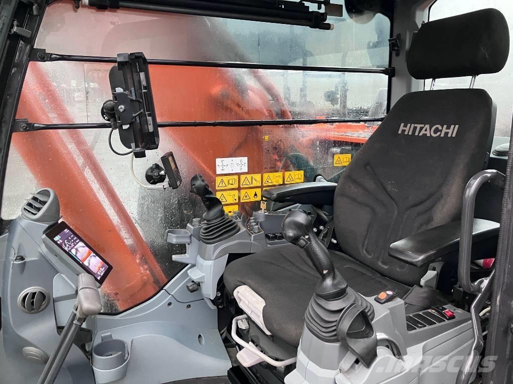 Hitachi ZX 210 LC-7 حفارات زحافة