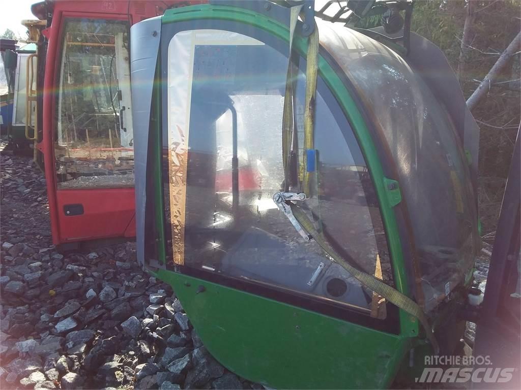 John Deere 1270e كابينة والداخلية