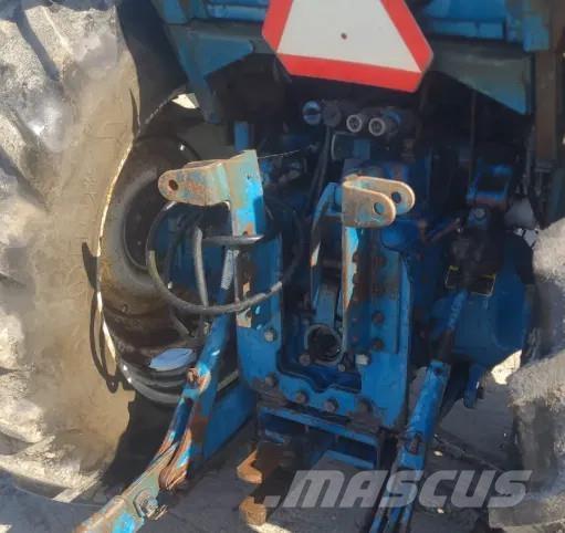 Ford 6700 . الجرارات