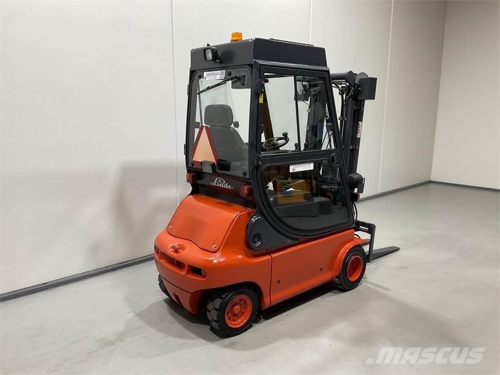 Linde E20P-02 شاحنات ذات رافعات شوكية تعمل بالكهرباء