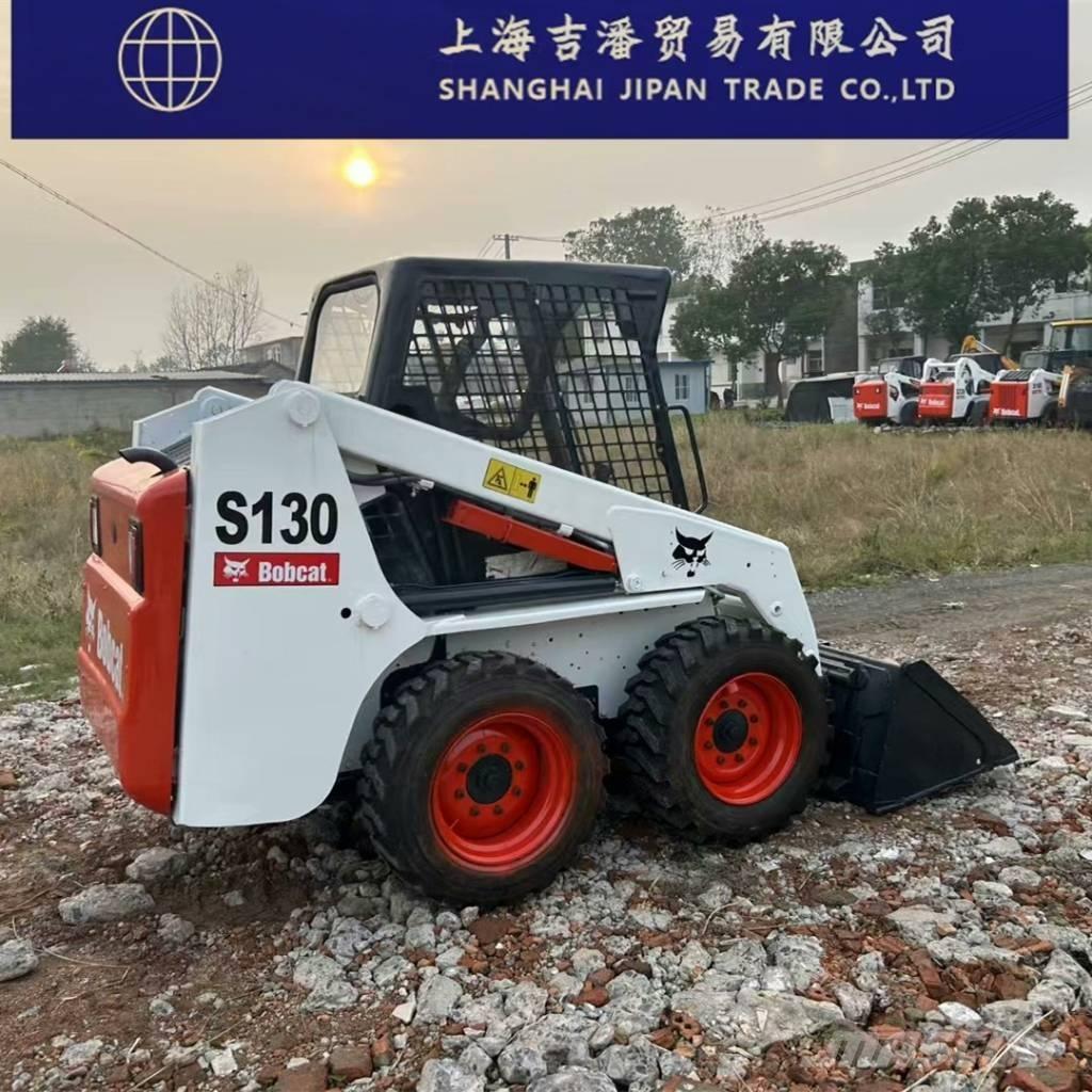 Bobcat S 130 لوادر انزلاقية التوجيه