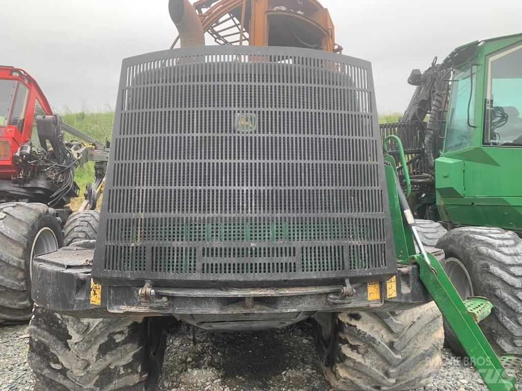 John Deere 1110 E كابينة والداخلية