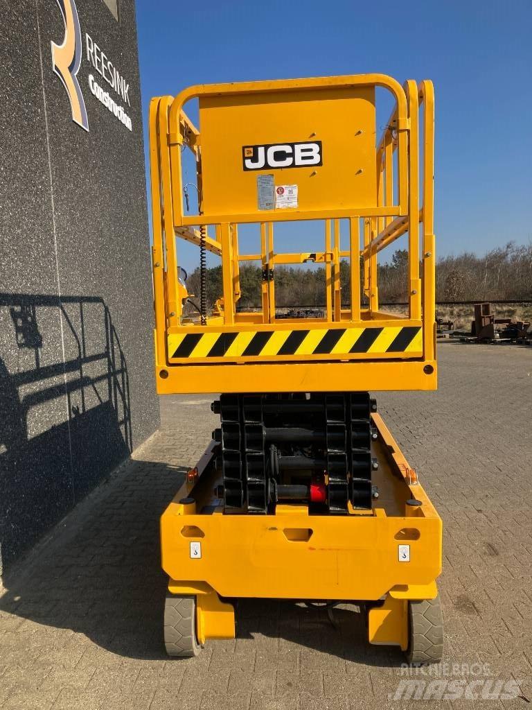 JCB S 3246 E رافعات مقصية الشكل