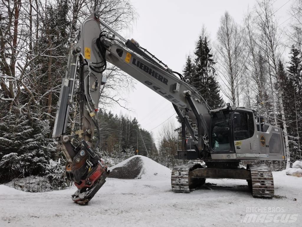 Liebherr R 926 LC حفارات زحافة