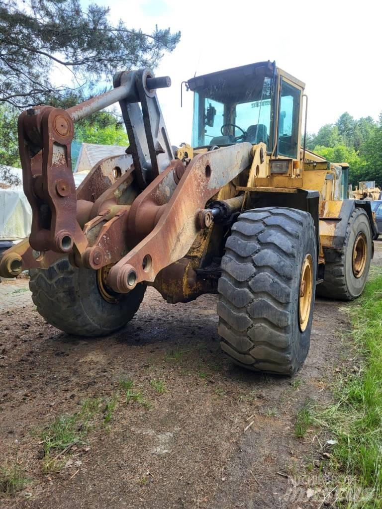 Volvo BM L 150 لوادر بعجل