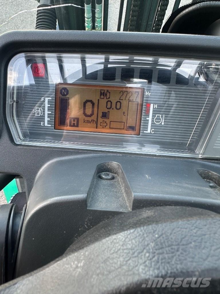 Mitsubishi FD 25 N شاحنات الديزل
