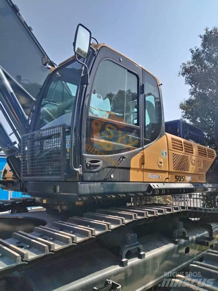 Hyundai R 505 L VS حفارات زحافة