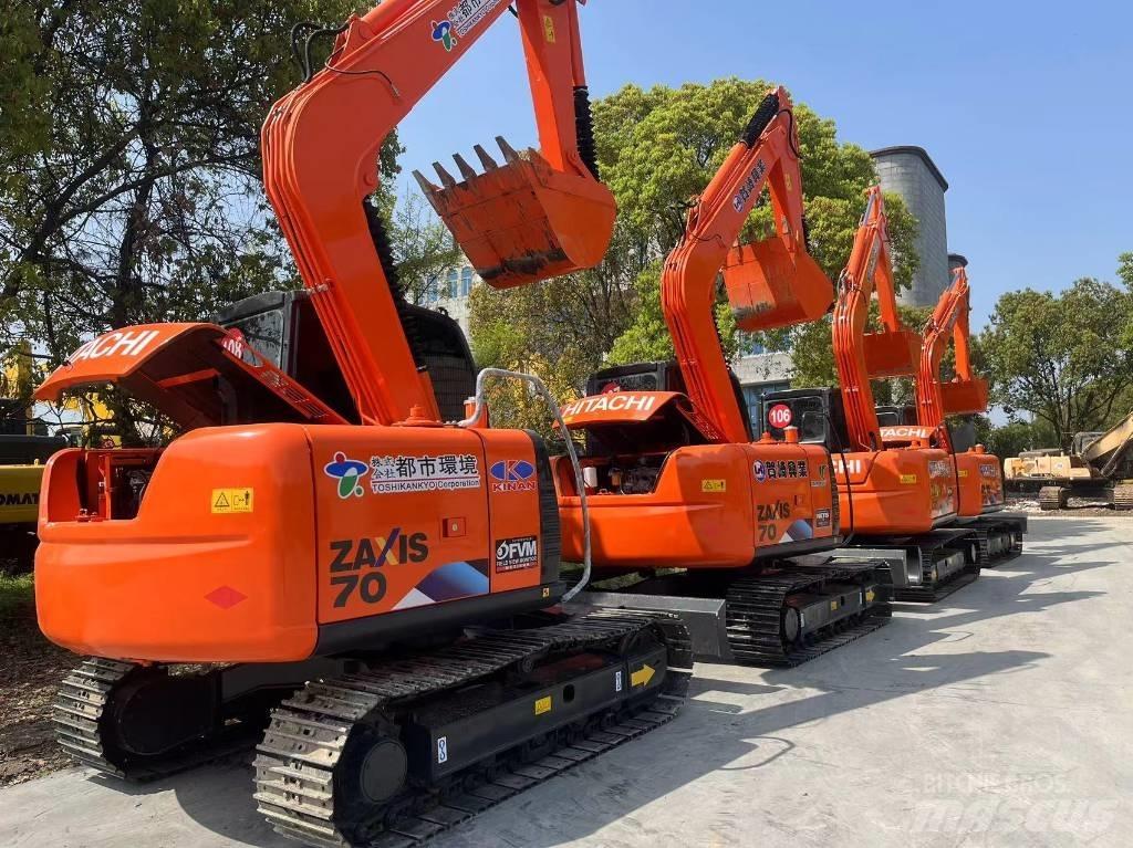 Hitachi ZX70 حفارات زحافة