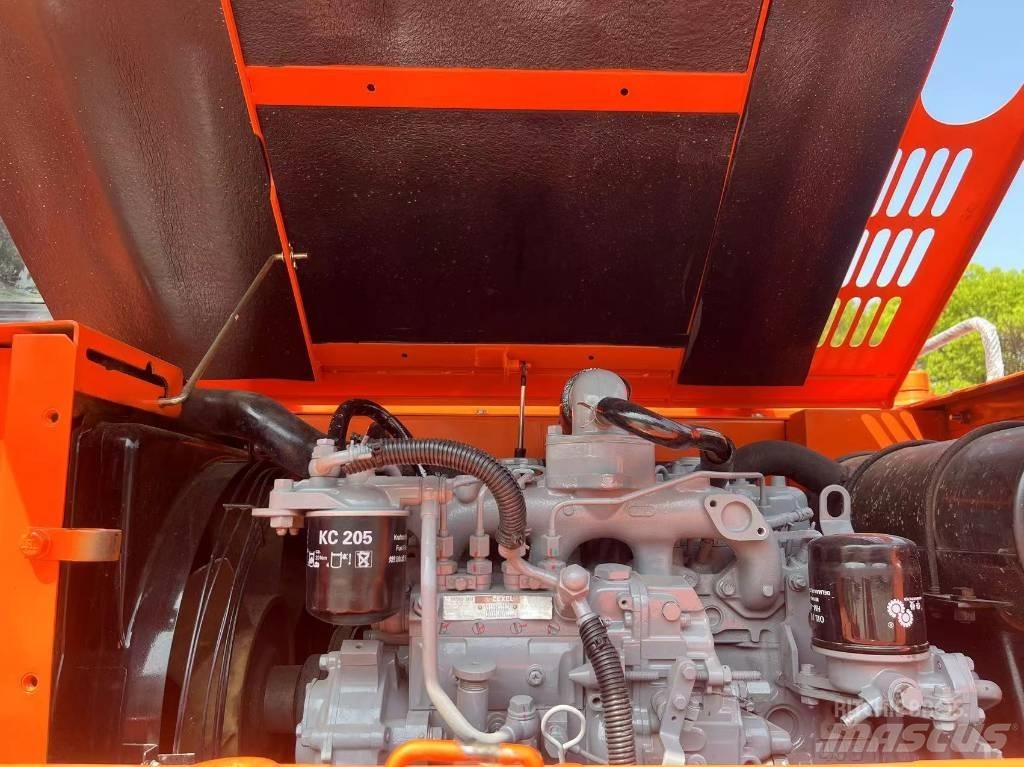 Hitachi ZX70 حفارات زحافة