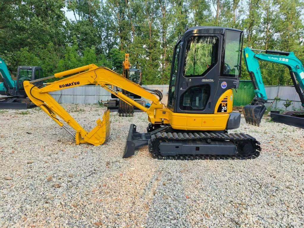 Komatsu PC 35 MR حفارات صغيرة أقل من 7 طن (حفارات صغيرة)