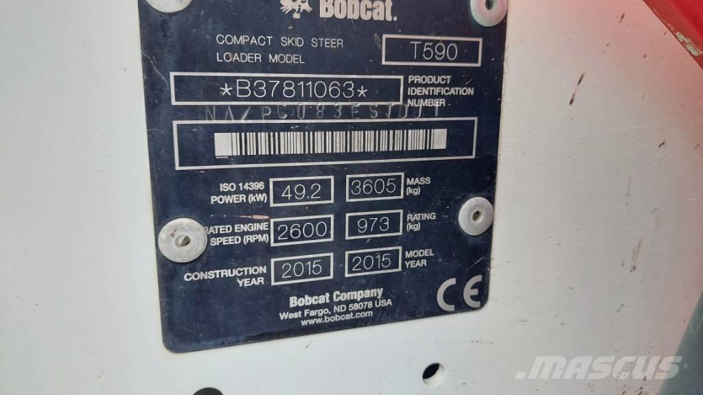 Bobcat T 590 لوادر انزلاقية التوجيه
