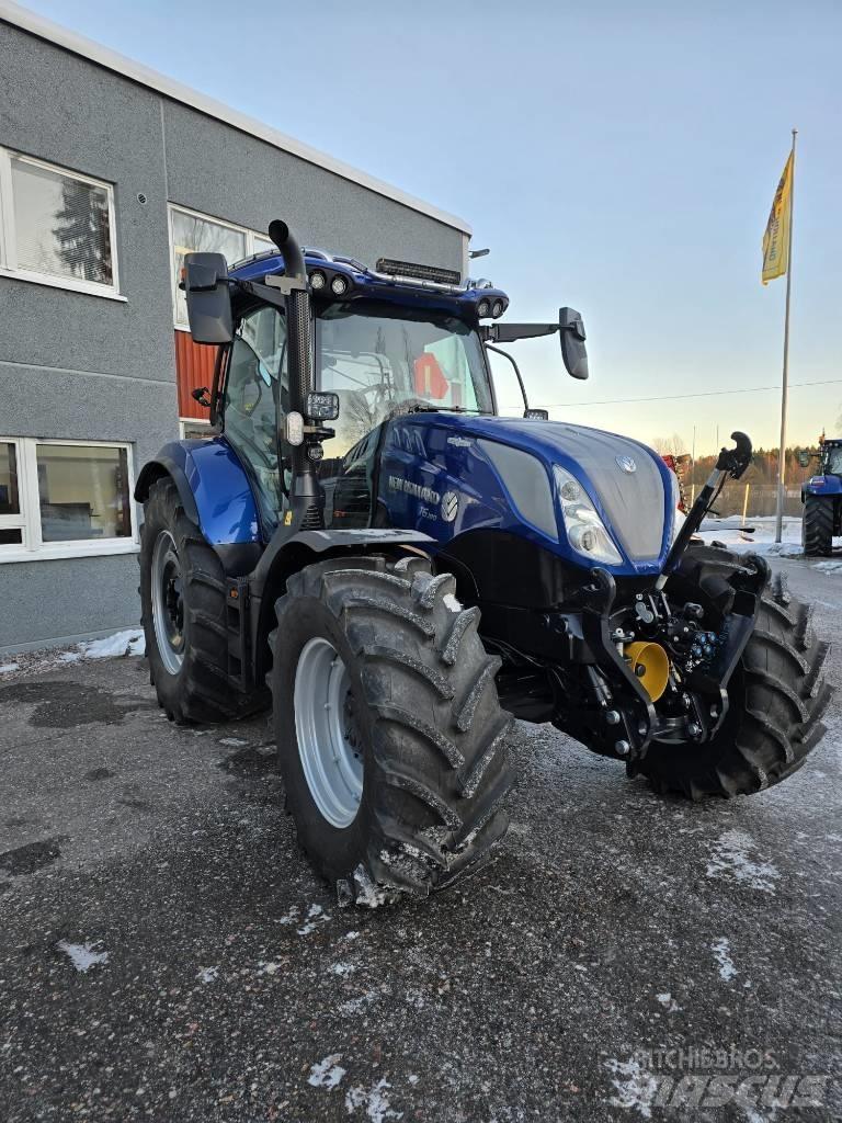 New Holland T 6.180 الجرارات