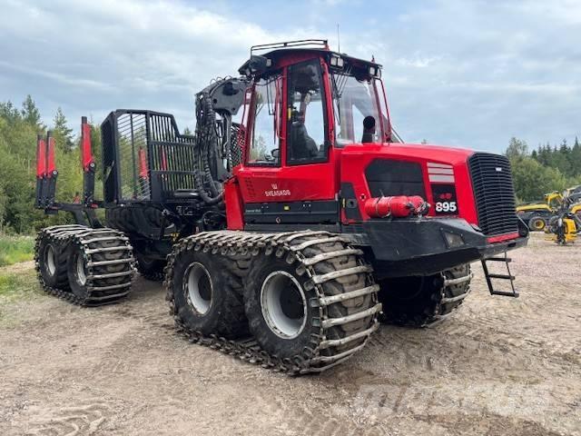 Komatsu 895 شاحنات