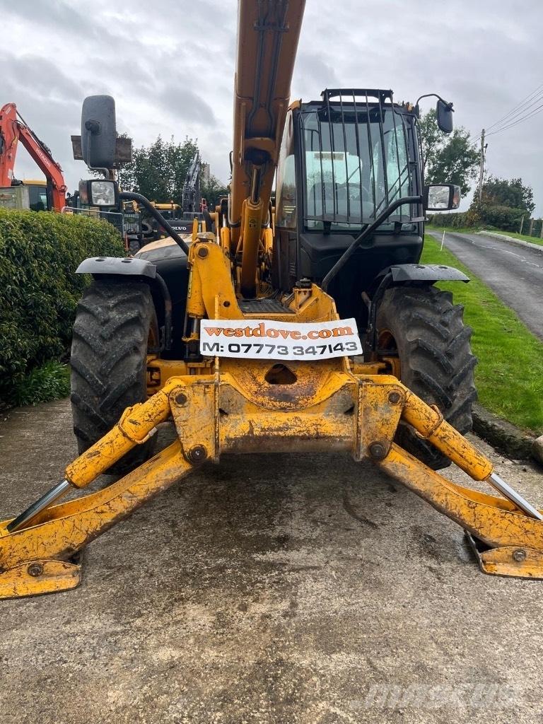 JCB 535-140 مناولات متداخلة