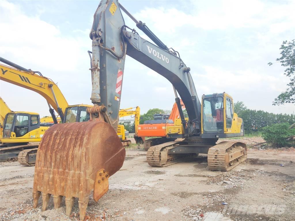 Volvo EC 290 B LC حفارات زحافة