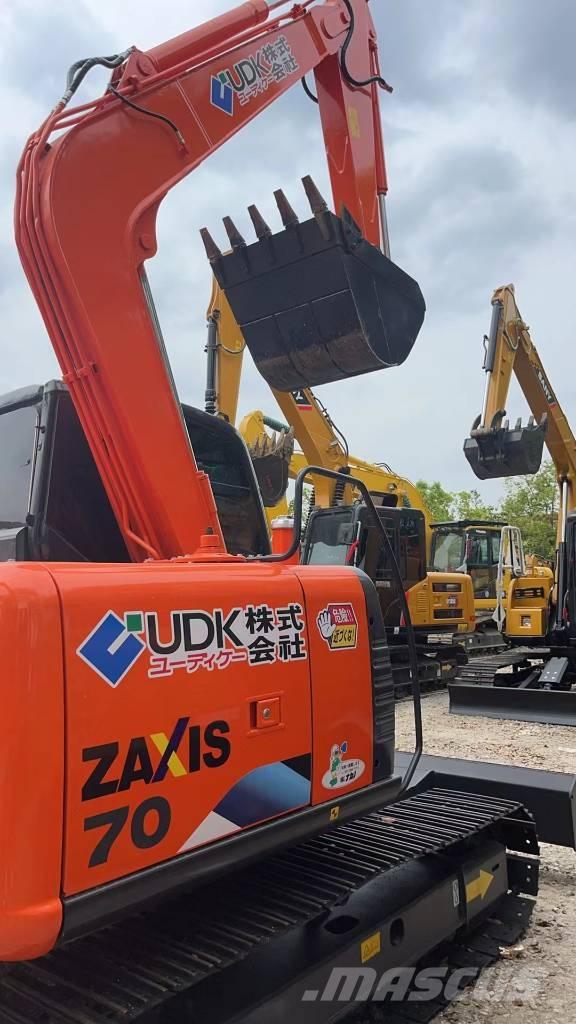 Hitachi ZX 70 حفارات صغيرة أقل من 7 طن (حفارات صغيرة)