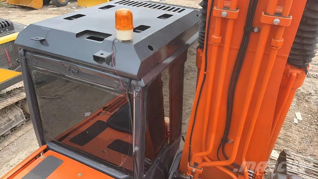 Hitachi ZX 70 حفارات صغيرة أقل من 7 طن (حفارات صغيرة)