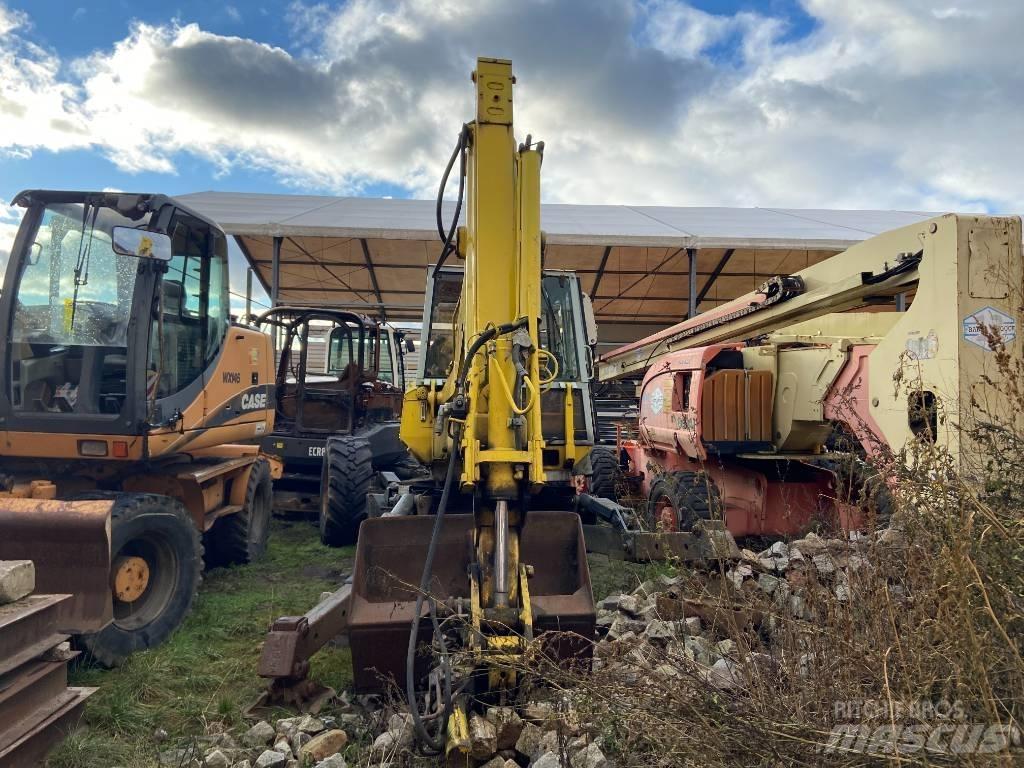 Menzi Muck 6000 T حفارات خاصة